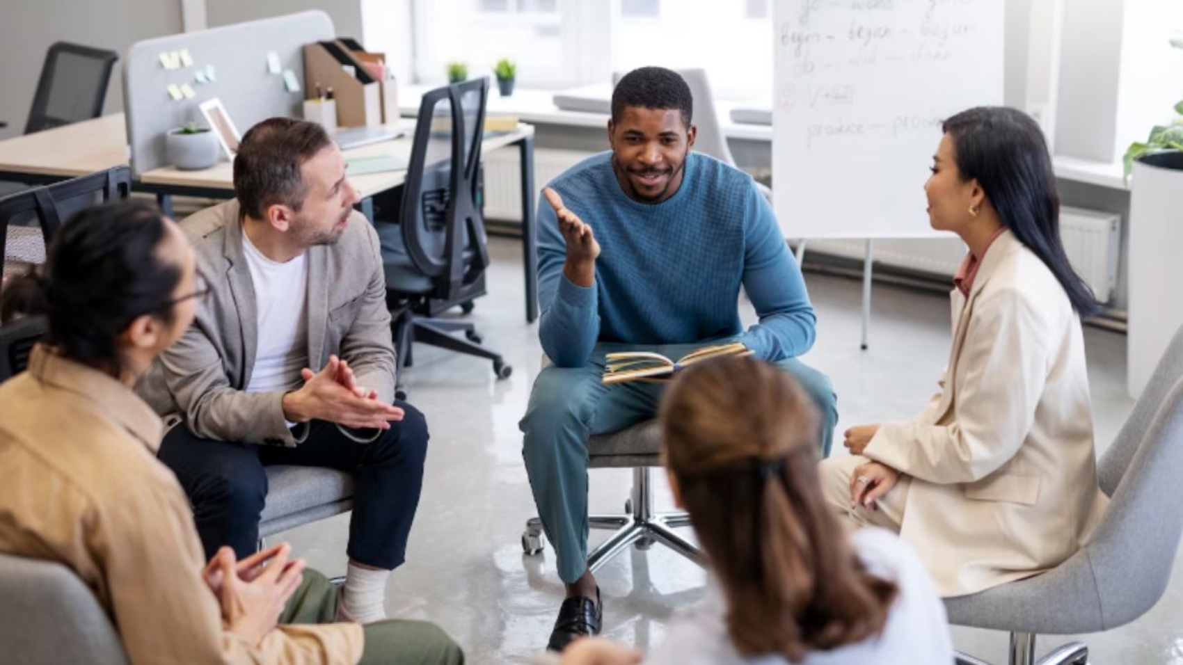 comunicacao-para-lideranca-clareza-confianca-e-influencia-hywork