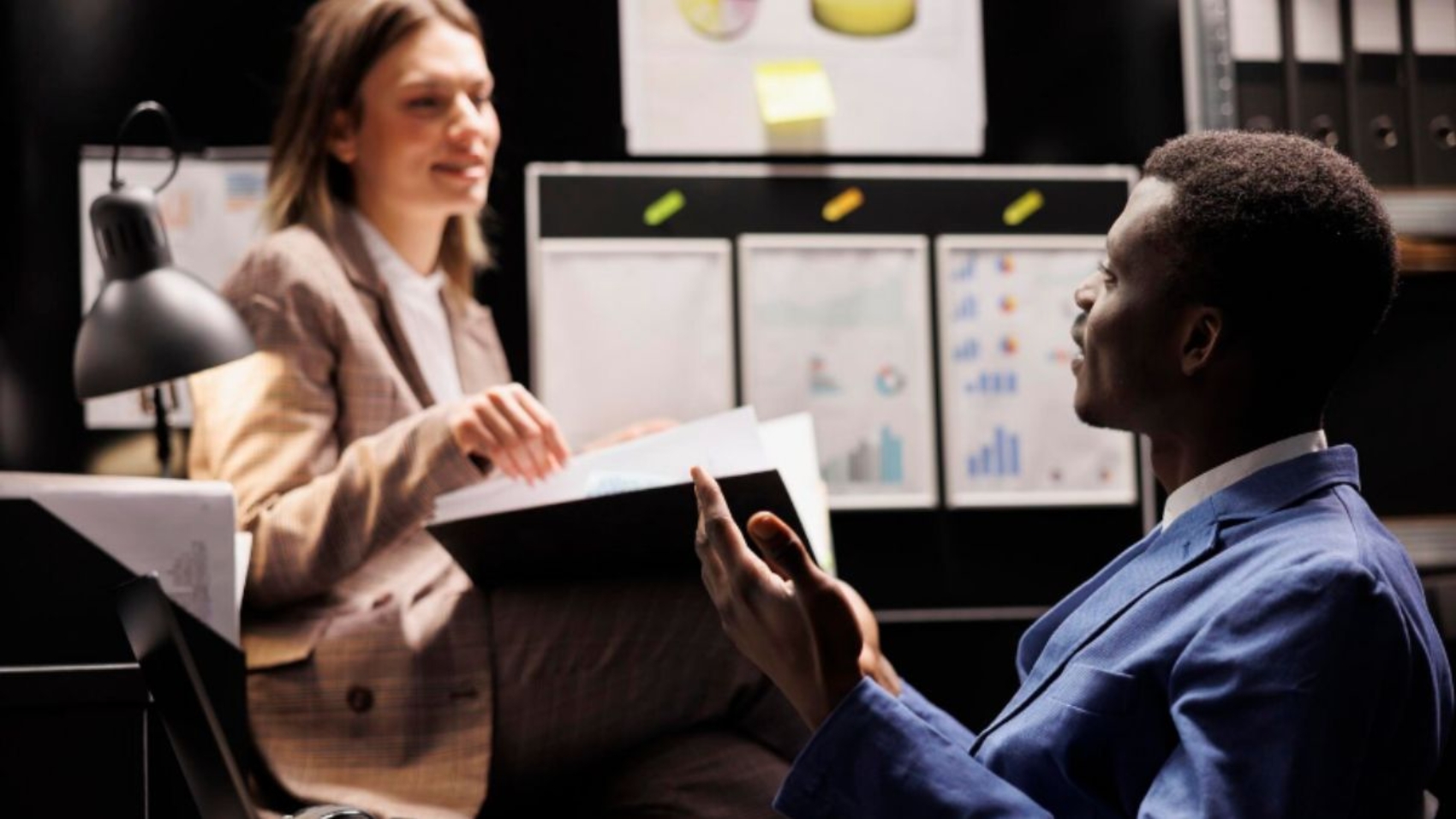 exemplos-de-compliance-nas-empresas-casos-praticos-e-boas-praticas-hywork