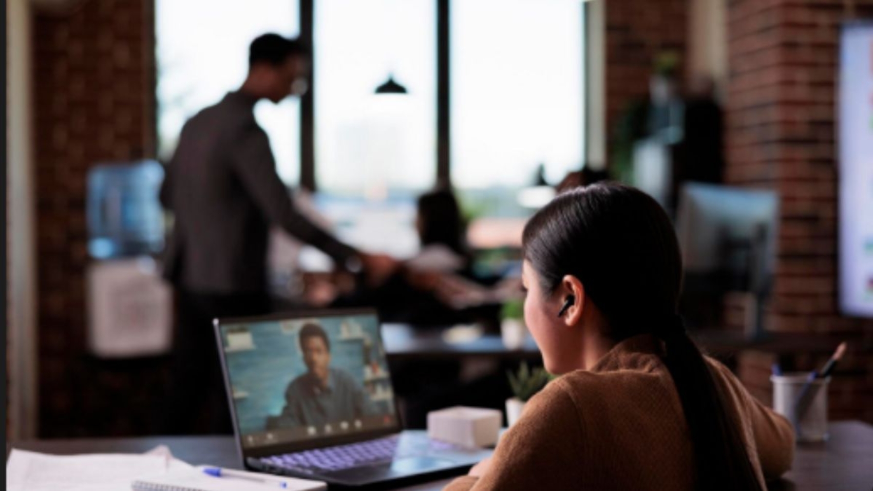 plataforma-de-intranet-para-centralizar-a-comunicacao-interna-hywork