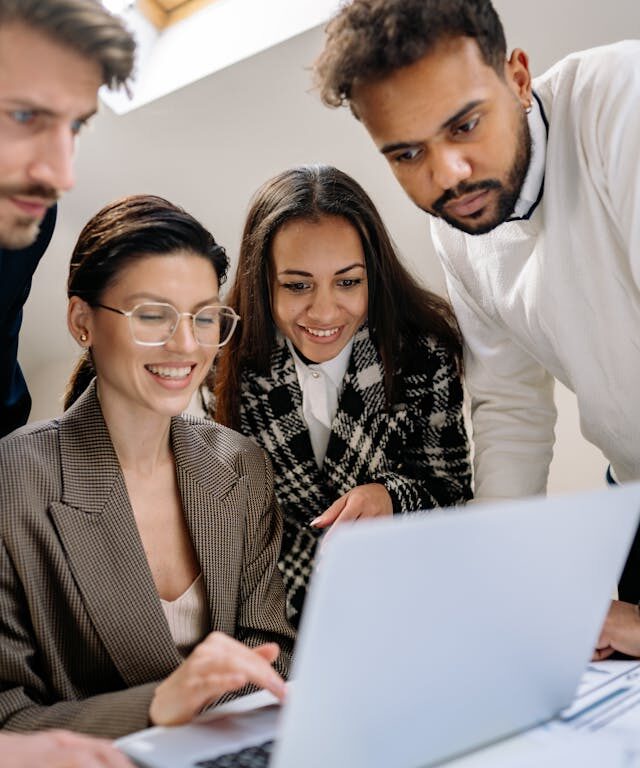 feedback-corporativo-como-criar-uma-cultura-de-retorno-continuo-na-empresa-Hywork