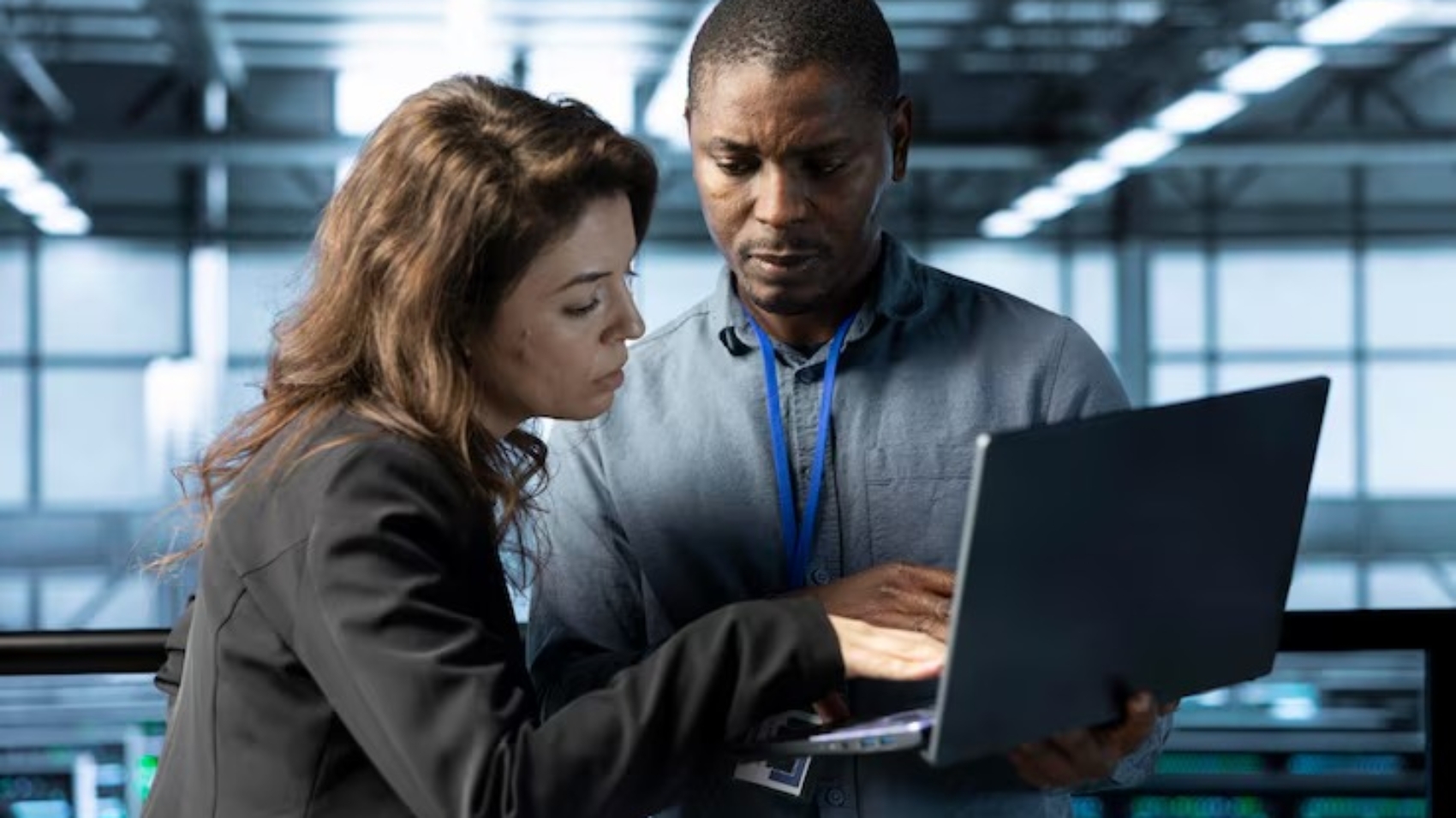 diferenca-entre-intranet-e-extranet-hywork