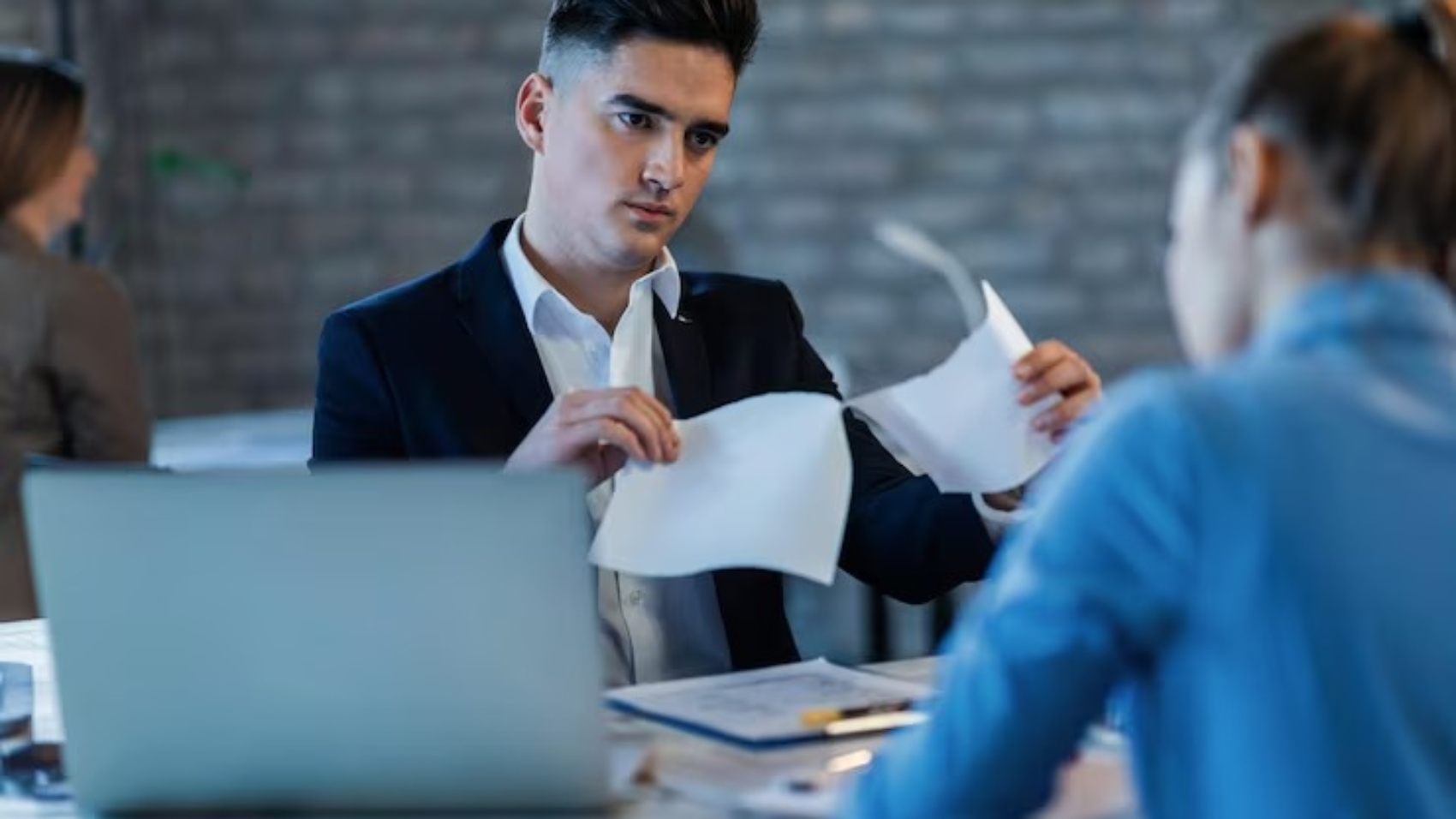 regras-de-conduta-nas-empresas-hywork