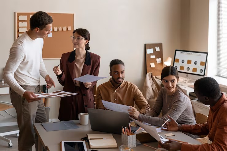 trabalho-coletivo-nas-empresas-hywork